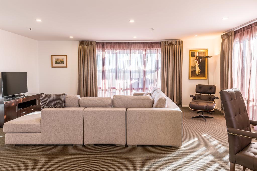 כרייסטצ'רץ' Fino Hotel & Suites מראה חיצוני תמונה