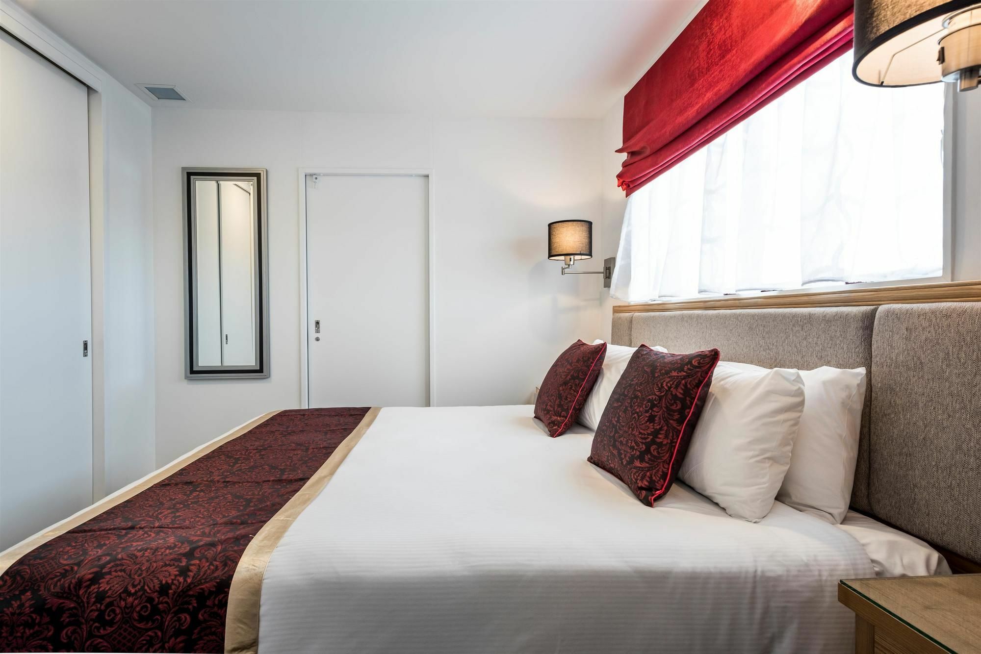 כרייסטצ'רץ' Fino Hotel & Suites מראה חיצוני תמונה