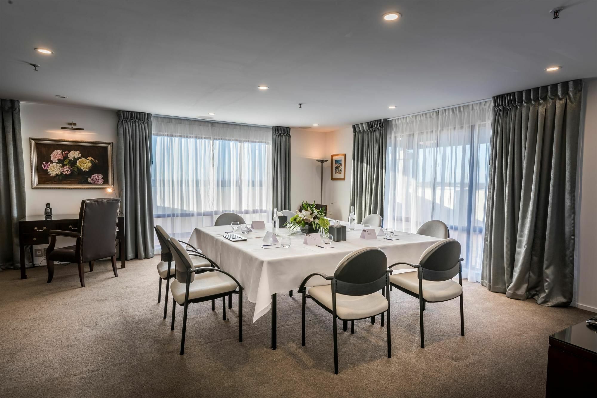 כרייסטצ'רץ' Fino Hotel & Suites מראה חיצוני תמונה